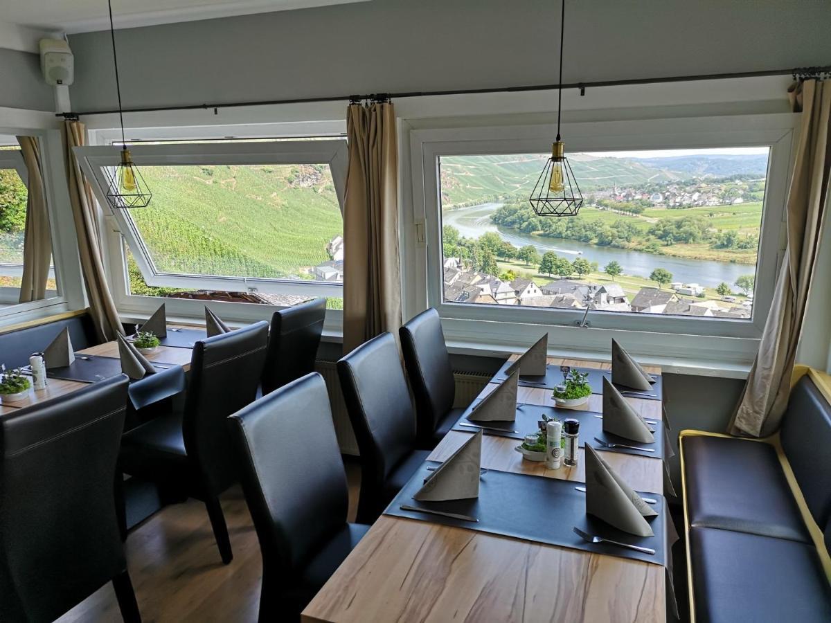 Hotel Restaurant Wuerzig In Ürzig מראה חיצוני תמונה