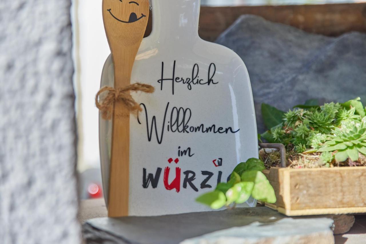 Hotel Restaurant Wuerzig In Ürzig מראה חיצוני תמונה