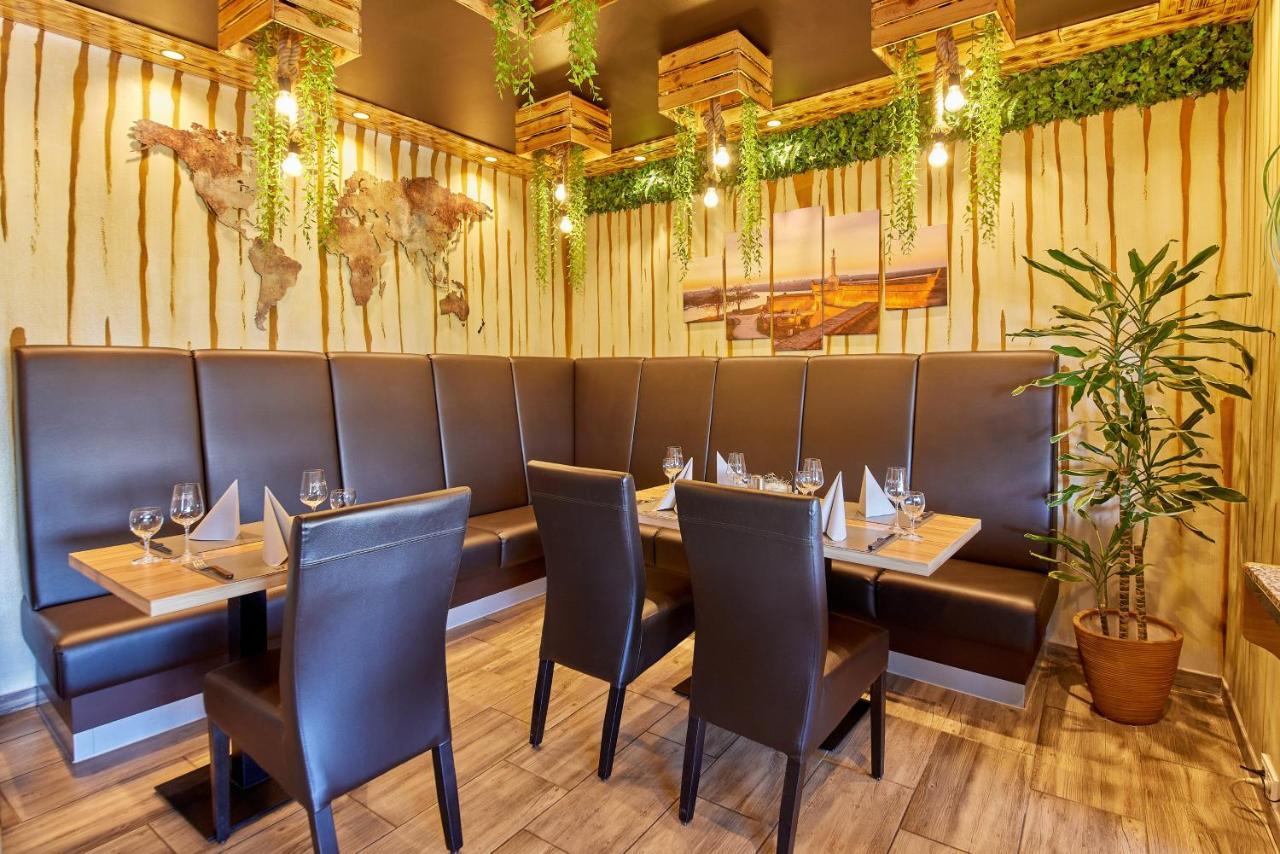 Hotel Restaurant Wuerzig In Ürzig מראה חיצוני תמונה