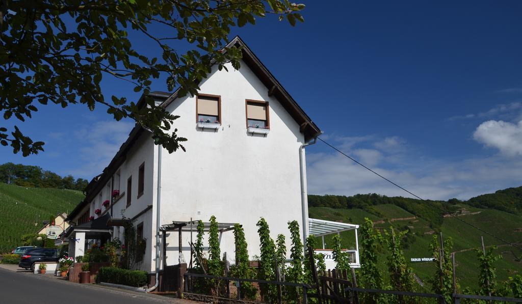 Hotel Restaurant Wuerzig In Ürzig מראה חיצוני תמונה